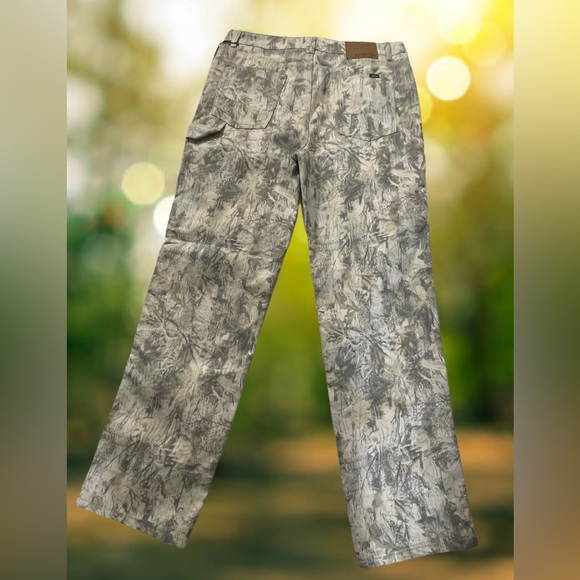NWT - CAMO Denim Jeans - Picture 3 of 7